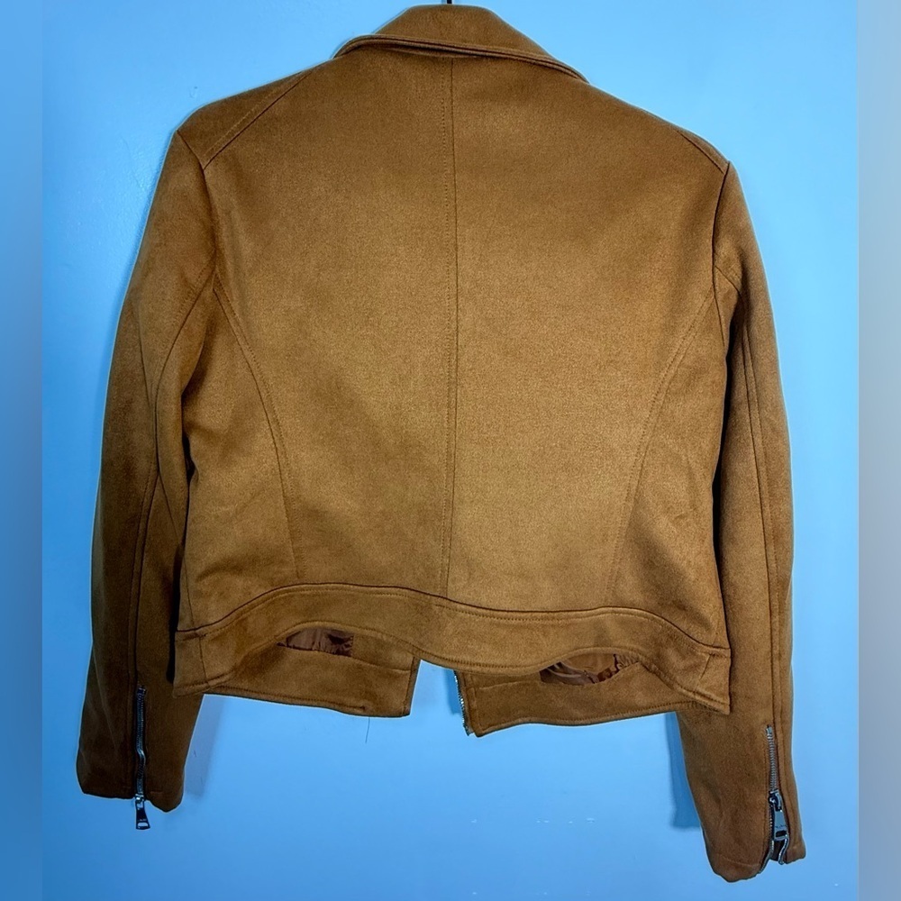 Vigoss Women's Brown Leather Jacket - Picture 4 of 11